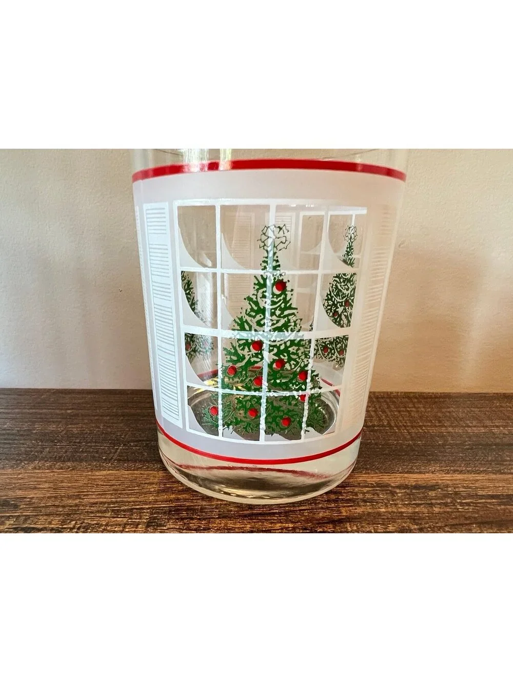 Set Of 4 Christmas Tree Glasses Old Fashion Style Snow Frosted window Pane Scene